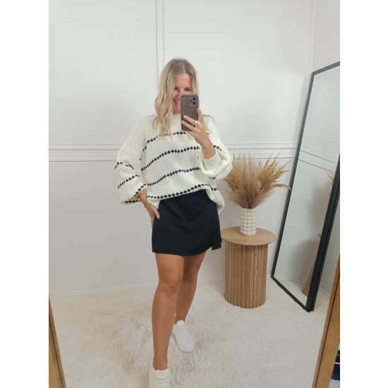 Sweter oversize z bufiastymi rękawami Tori kremowy