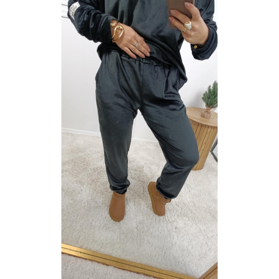 Welurowy komplet dresowy Sliema czarny