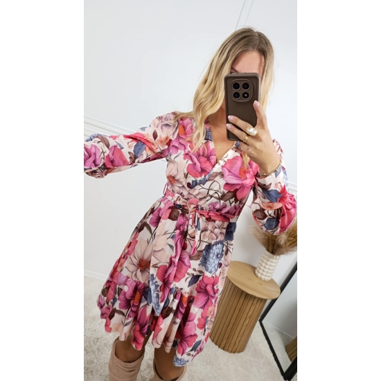 Sukienka Sorella biała z różem