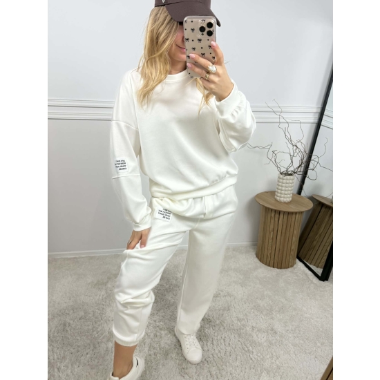 Komplet dresowy Esme śmietankowy
