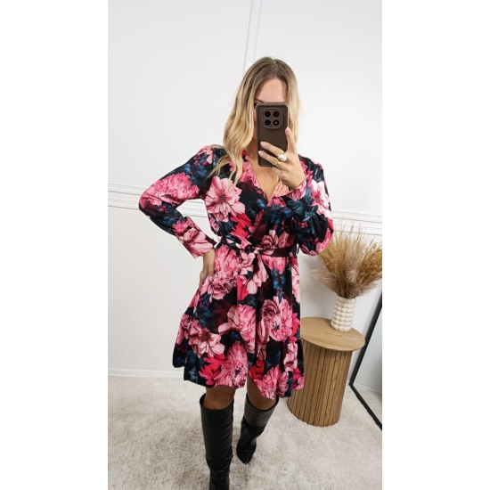 Sukienka Sorella czarna z różem