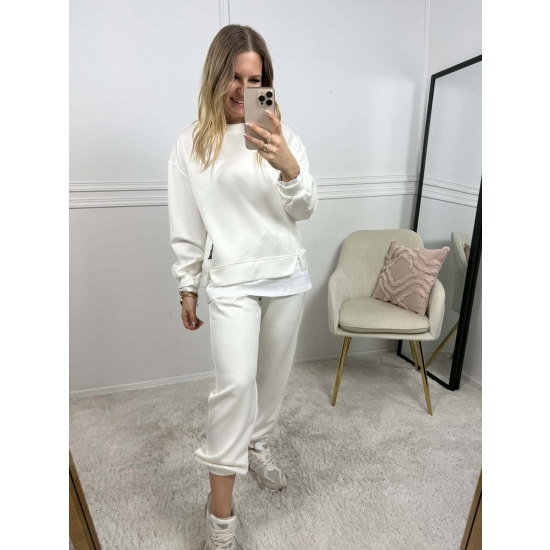 Komplet dresowy Bueno śmietankowy