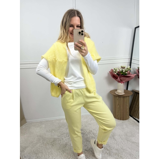 Spodnie chinosy materiałowe żółte